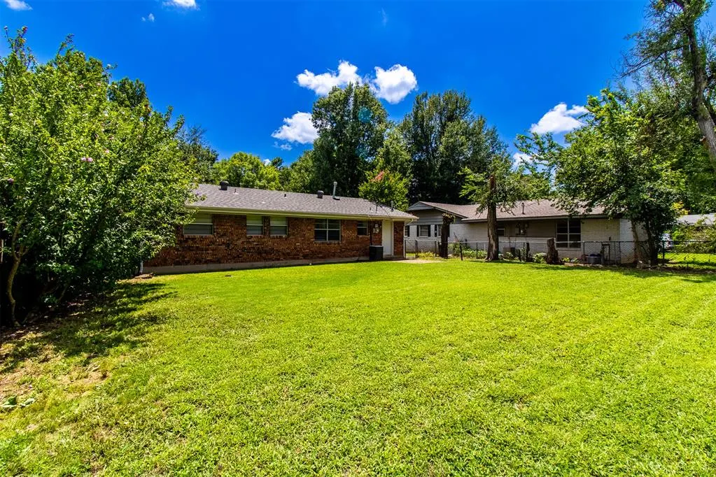 Photo 23 — 505 Clearview Drive, Norman, OK 73072