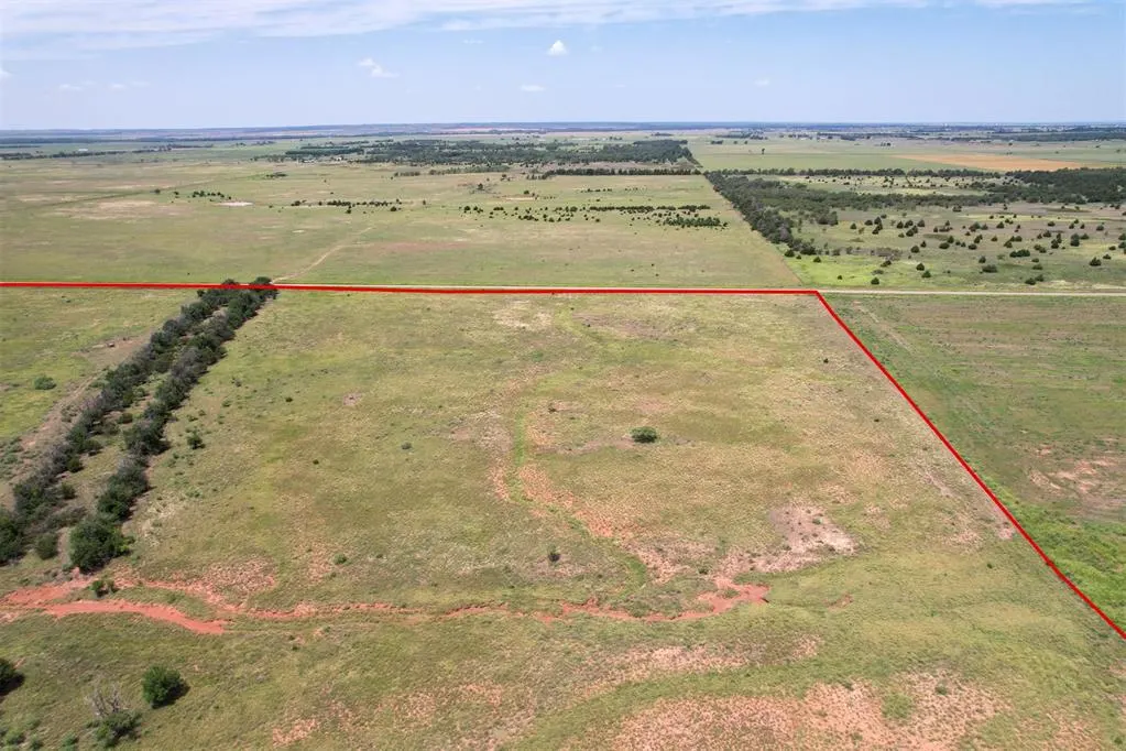 Photo 33 — 1550 E County Road, Mangum, OK 73554