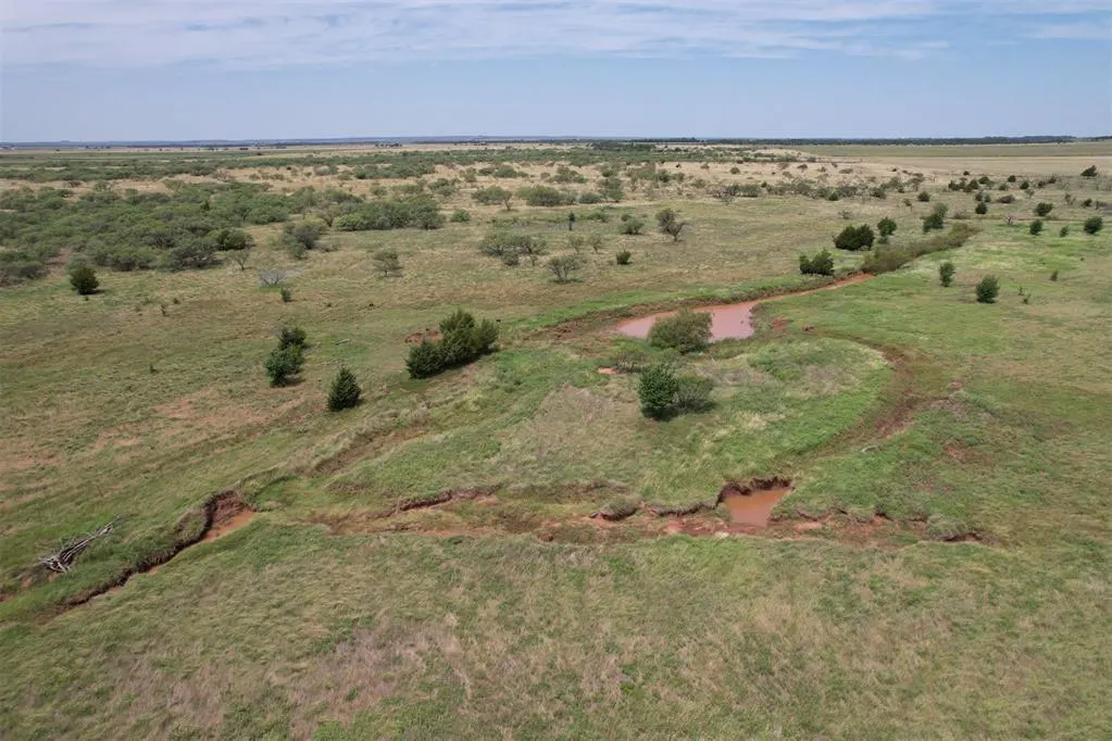 Photo 47 — 1550 E County Road, Mangum, OK 73554