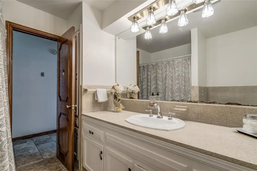 Photo 36 — 3506 NE 30th Street, Oklahoma City, OK 73121