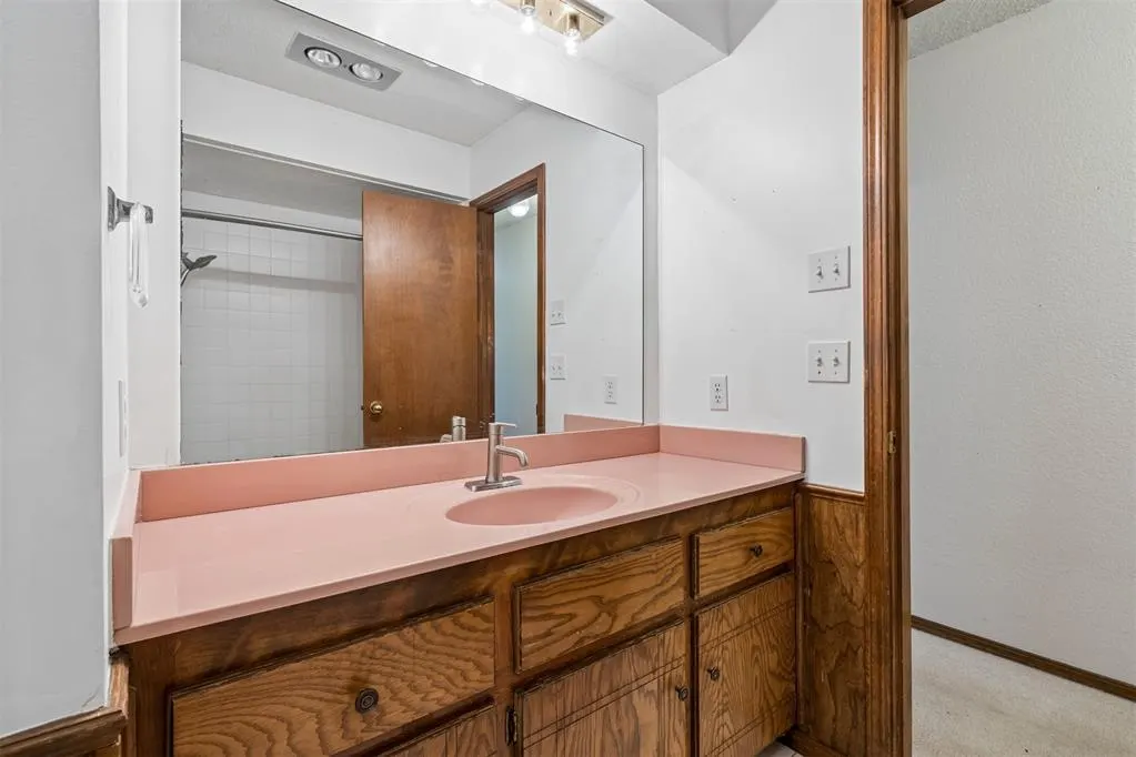 Photo 31 — 2100 E Sandy Creek Trail, Edmond, OK 73013