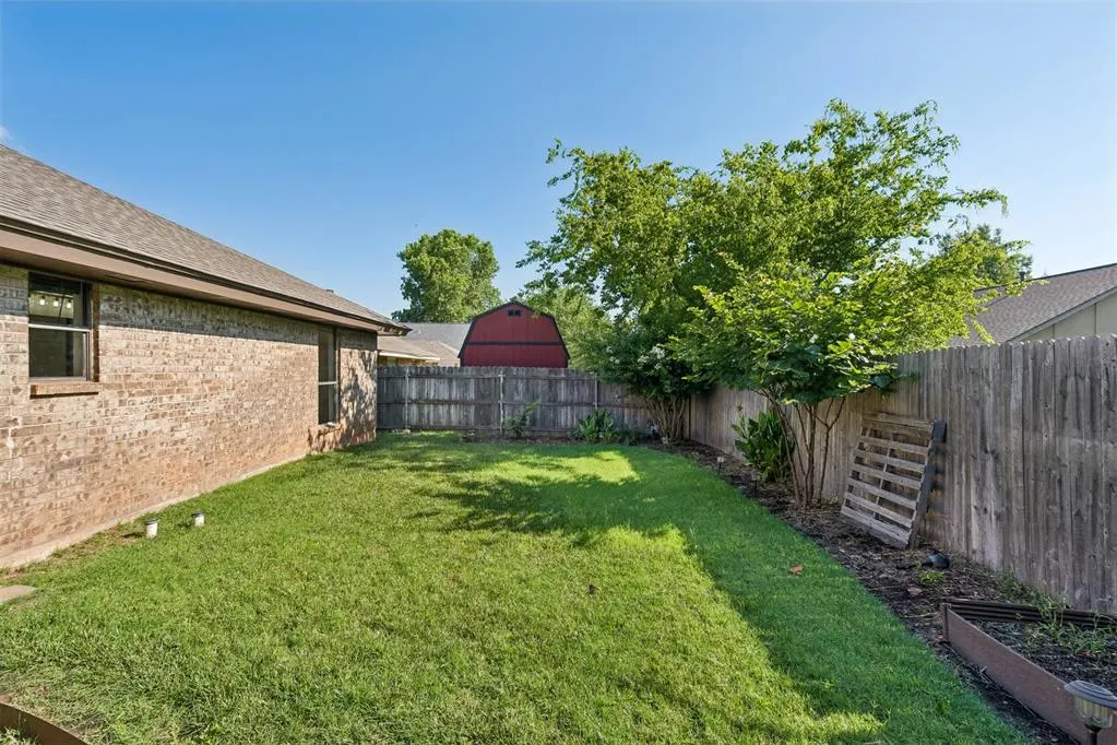 Photo 44 — 2100 E Sandy Creek Trail, Edmond, OK 73013