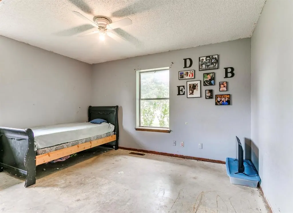 Photo 7 — 19601 S Rock Creek Road, Shawnee, OK 74801