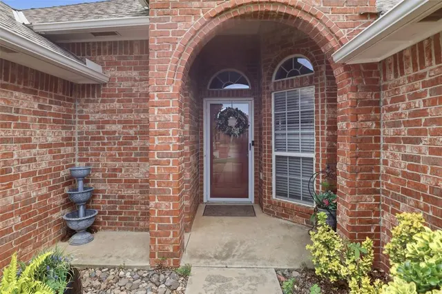 Photo 5 — 11813 Dalton Drive, Oklahoma City, OK 73162