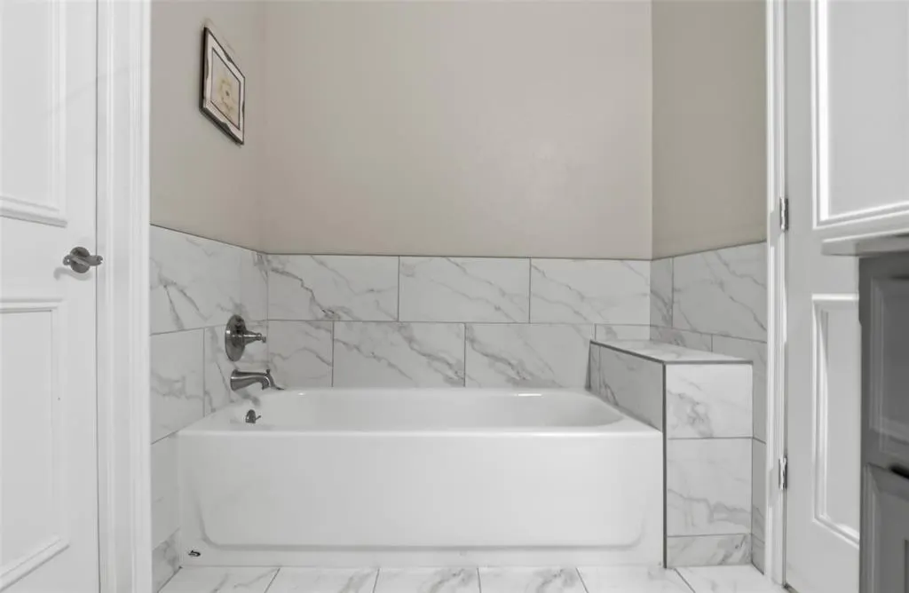 Photo 21 — 11813 Dalton Drive, Oklahoma City, OK 73162