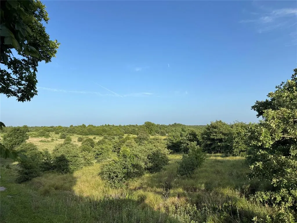Photo 2 — 2710 Road, Minco, OK 73059