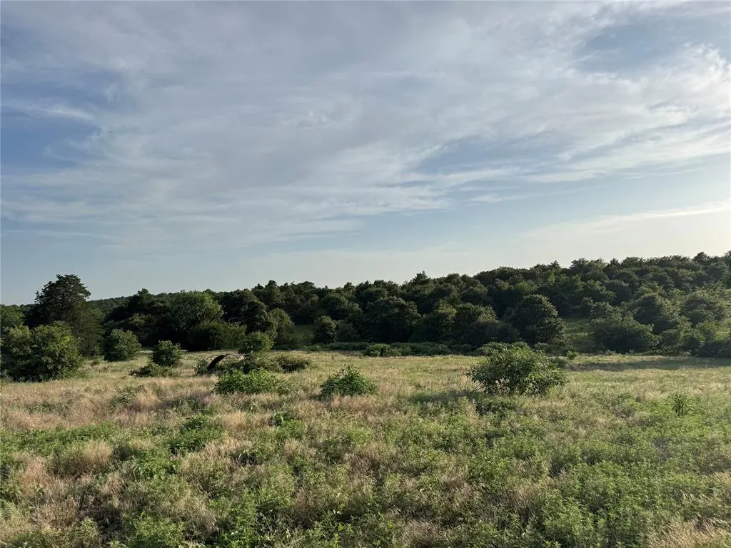 Photo 5 — 2710 Road, Minco, OK 73059