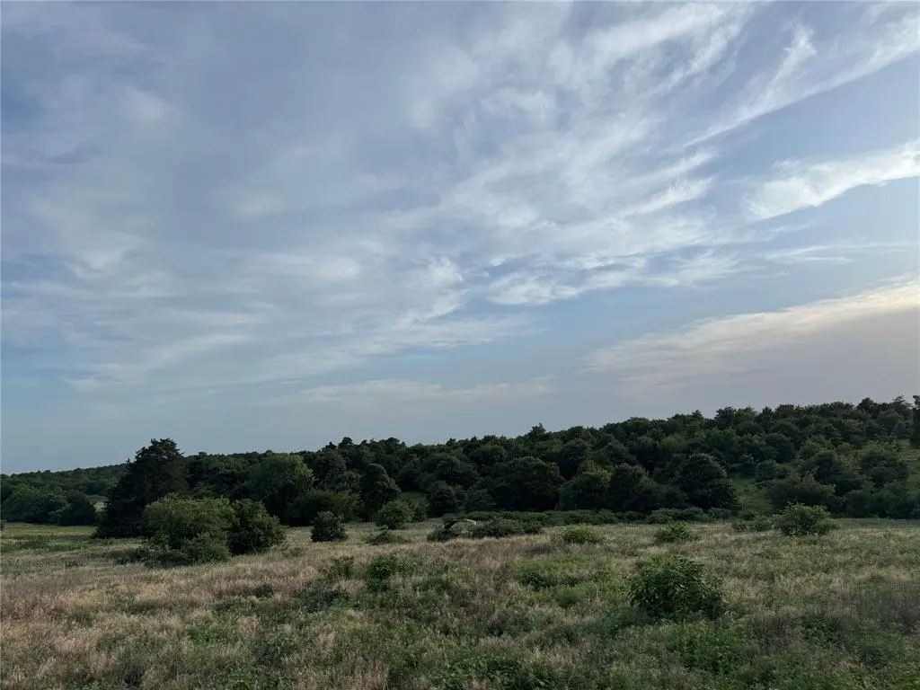 Photo 9 — 2710 Road, Minco, OK 73059