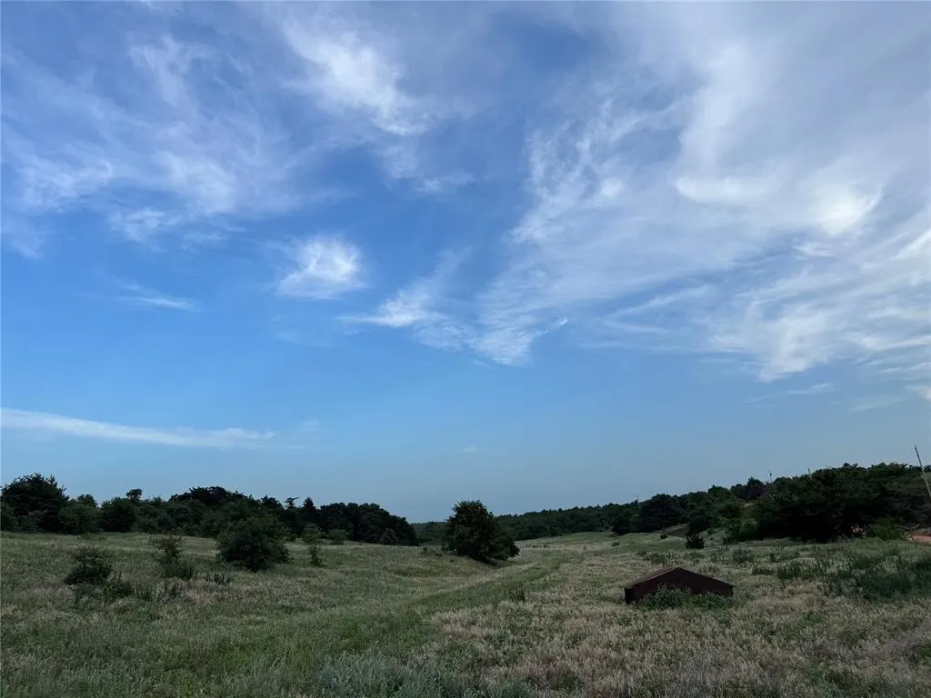 Photo 16 — 2710 Road, Minco, OK 73059