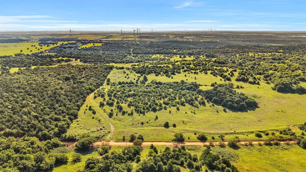 Photo 19 — 2710 Road, Minco, OK 73059