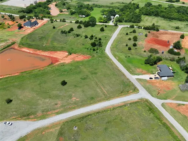 Photo 4 — 40 201st ( LOT 14 1/2) Street, Purcell, OK 73080