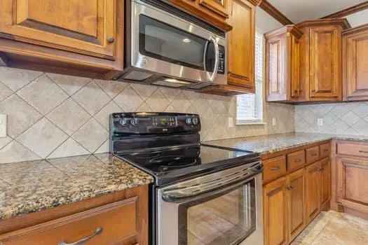 Photo 10 — 9005 NW 79th Terrace, Yukon, OK 73099