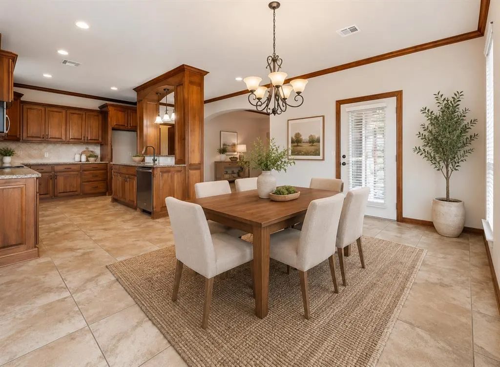 Photo 11 — 9005 NW 79th Terrace, Yukon, OK 73099