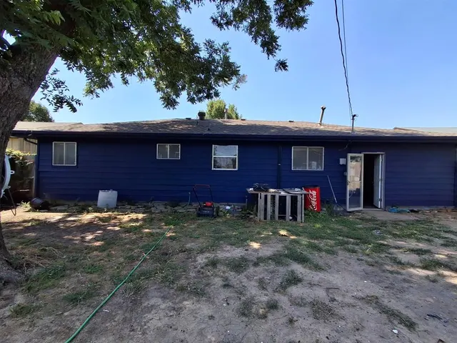 Photo 2 — 3329 SW 47th Street, Oklahoma City, OK 73119