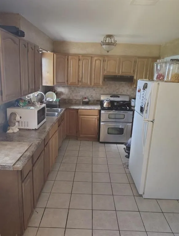Photo 6 — 3329 SW 47th Street, Oklahoma City, OK 73119