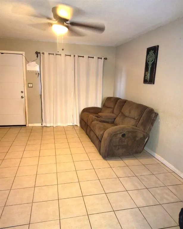 Photo 11 — 3329 SW 47th Street, Oklahoma City, OK 73119