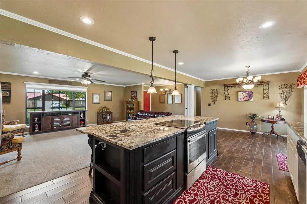 Photo 12 — 804 Tottingham Road, Anadarko, OK 73005