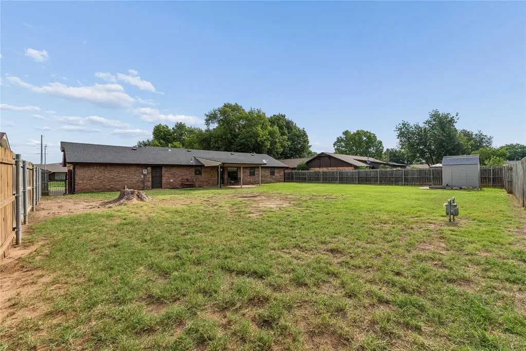 Photo 35 — 804 Tottingham Road, Anadarko, OK 73005