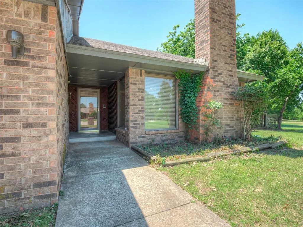 Photo 7 — 11220 NW 112th Street, Yukon, OK 73099