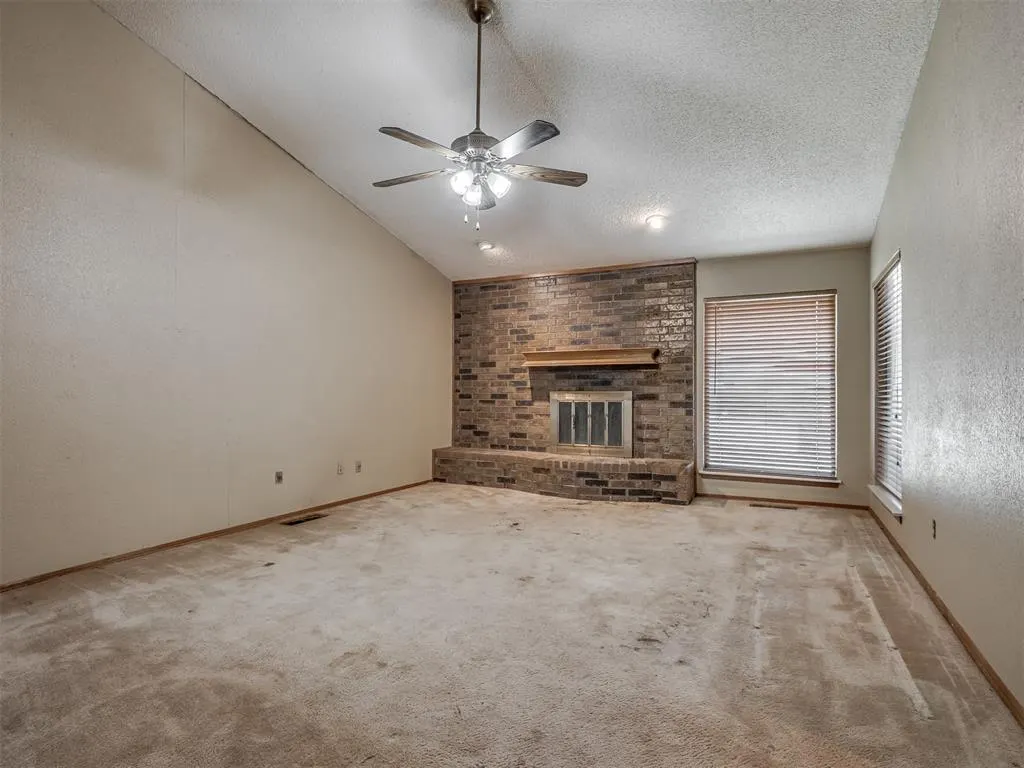 Photo 10 — 11220 NW 112th Street, Yukon, OK 73099