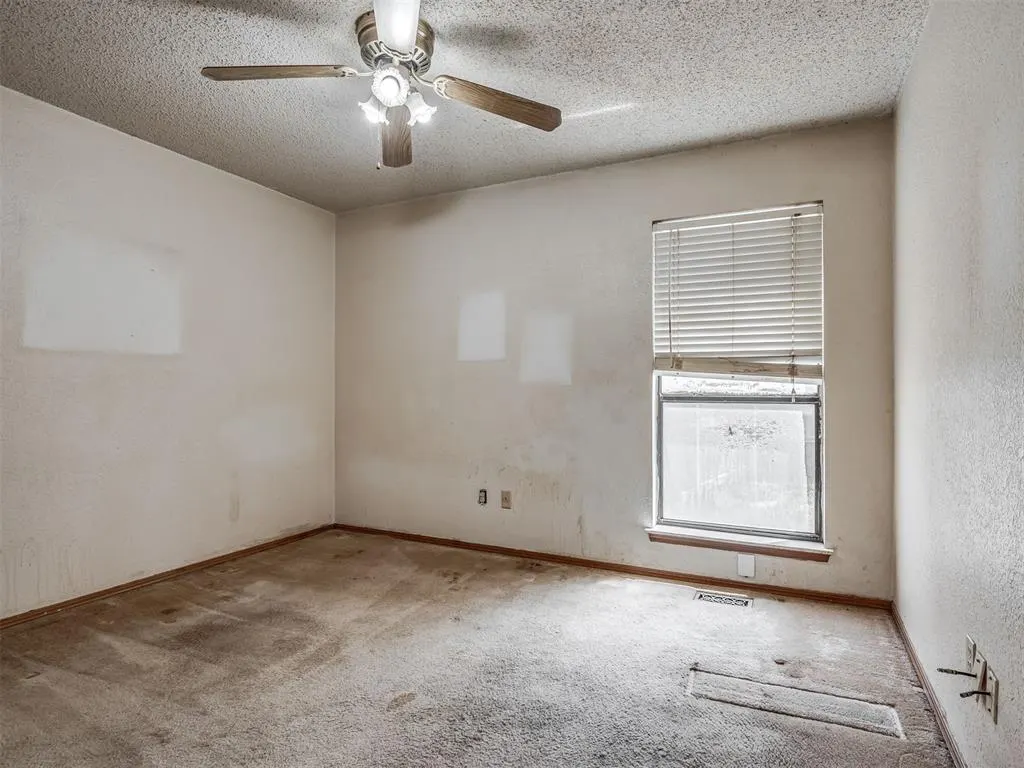 Photo 40 — 11220 NW 112th Street, Yukon, OK 73099