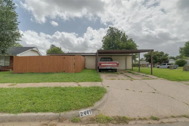 Photo 4 — 2441 SW 77th Street, Oklahoma City, OK 73159