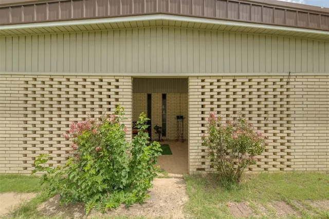 Photo 5 — 2441 SW 77th Street, Oklahoma City, OK 73159