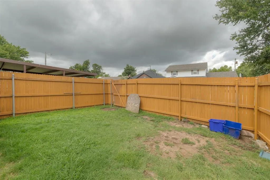 Photo 11 — 2441 SW 77th Street, Oklahoma City, OK 73159