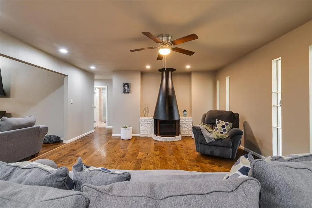 Photo 13 — 2441 SW 77th Street, Oklahoma City, OK 73159