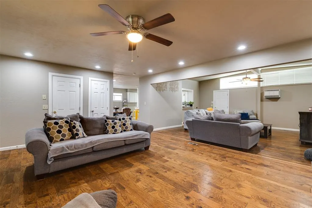 Photo 15 — 2441 SW 77th Street, Oklahoma City, OK 73159