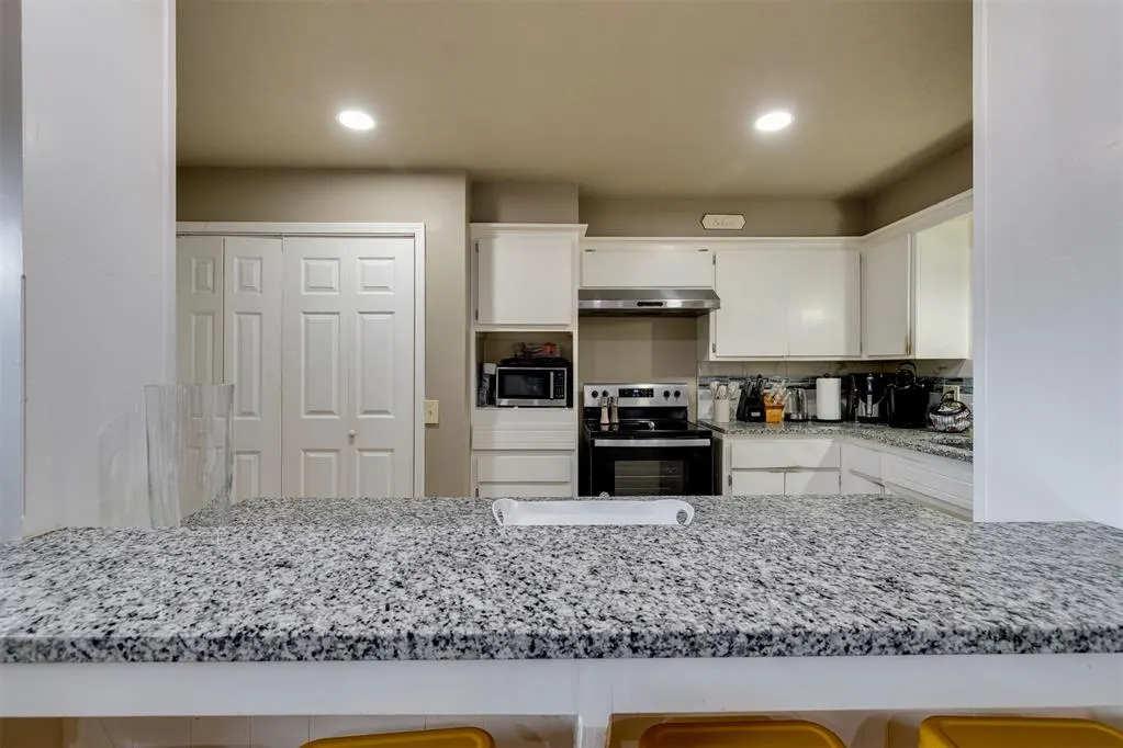 Photo 21 — 2441 SW 77th Street, Oklahoma City, OK 73159