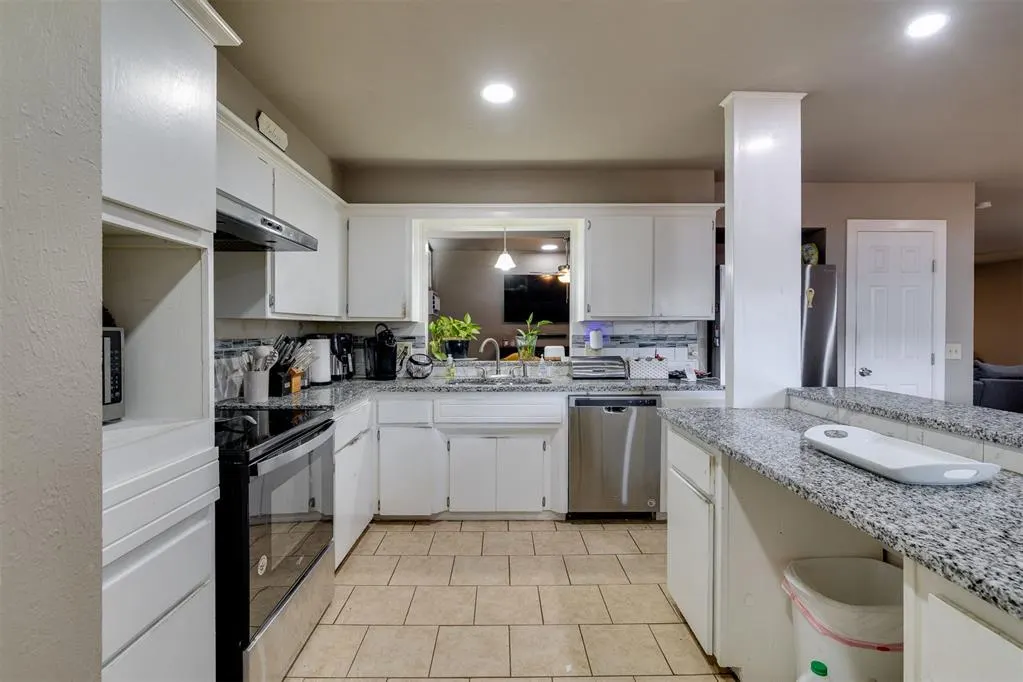 Photo 22 — 2441 SW 77th Street, Oklahoma City, OK 73159
