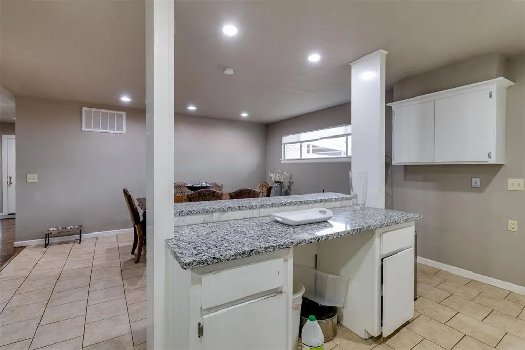 Photo 24 — 2441 SW 77th Street, Oklahoma City, OK 73159