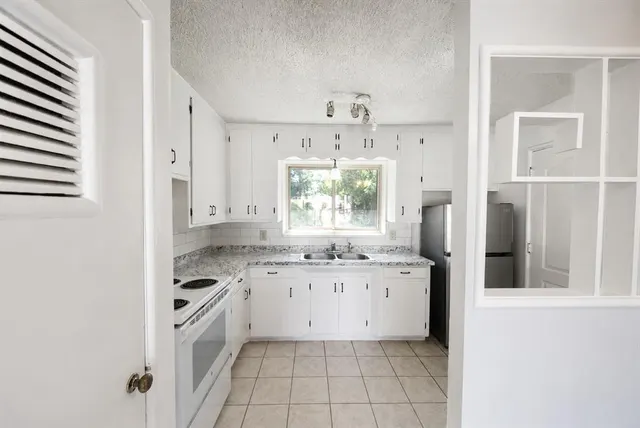Photo 8 — 1513 N Nicklas Avenue, Oklahoma City, OK 73127