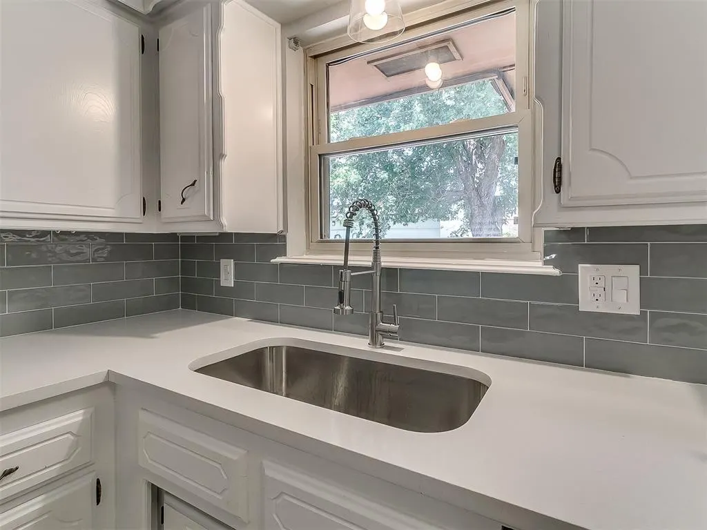 Photo 10 — 4713 Lunow Drive, Oklahoma City, OK 73135