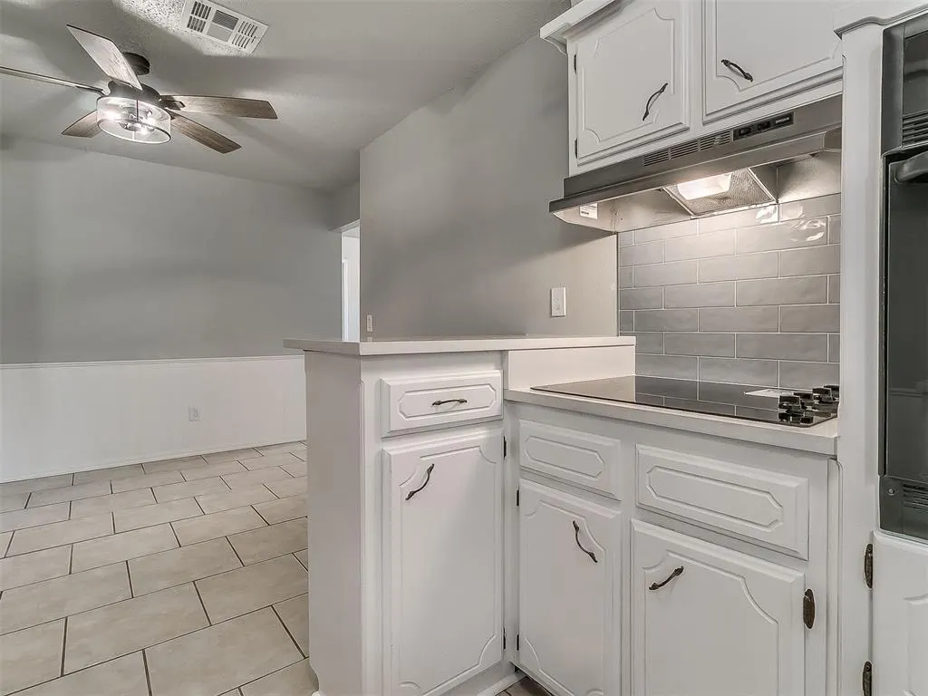 Photo 17 — 4713 Lunow Drive, Oklahoma City, OK 73135