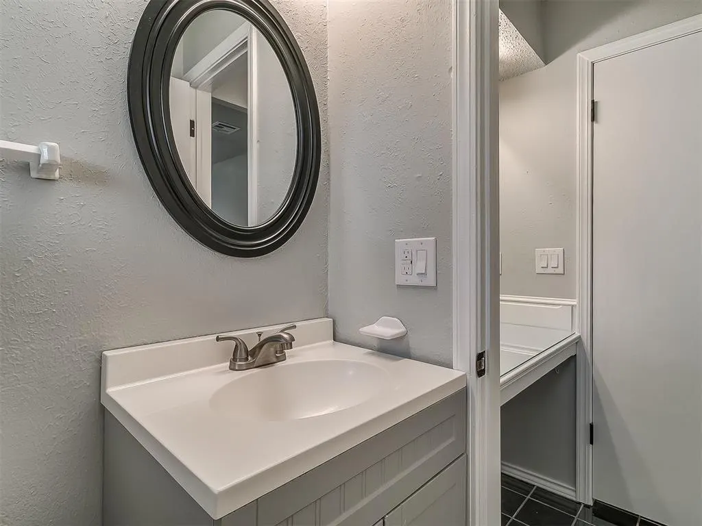 Photo 33 — 4713 Lunow Drive, Oklahoma City, OK 73135