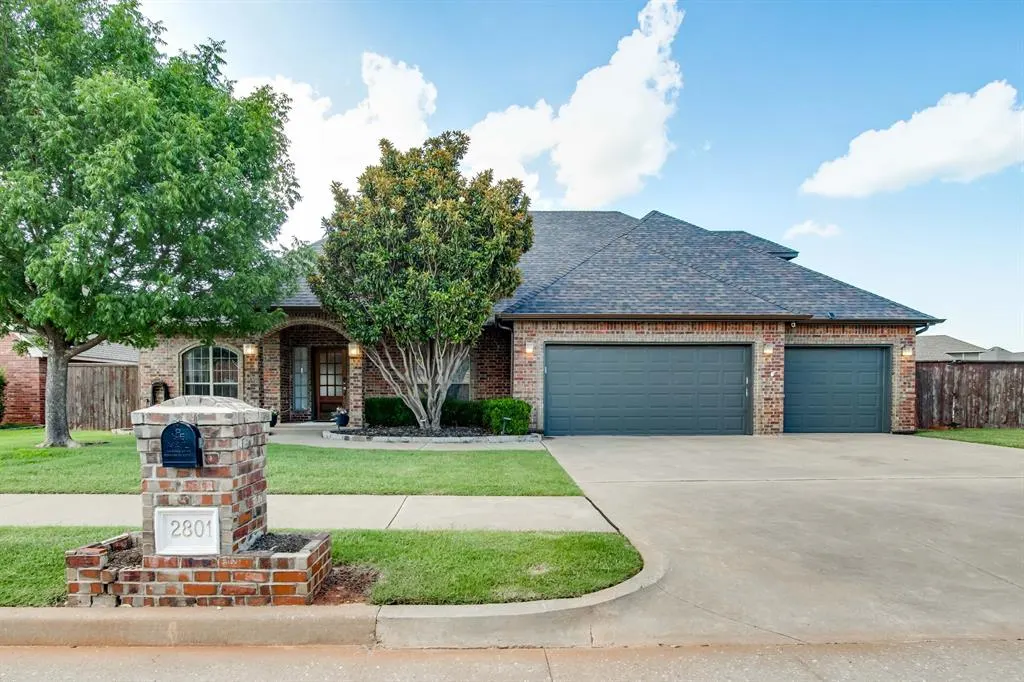 Front exterior — 2801 NW 171st Street, Edmond, OK 73012