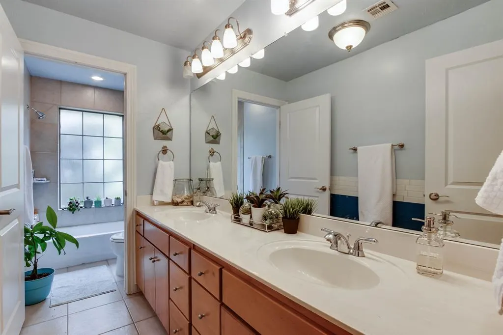 Photo 12 — 2801 NW 171st Street, Edmond, OK 73012