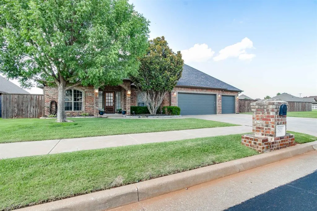 Photo 20 — 2801 NW 171st Street, Edmond, OK 73012