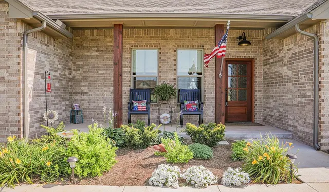 Photo 4 — 24376 E 1006 Road, Weatherford, OK 73096