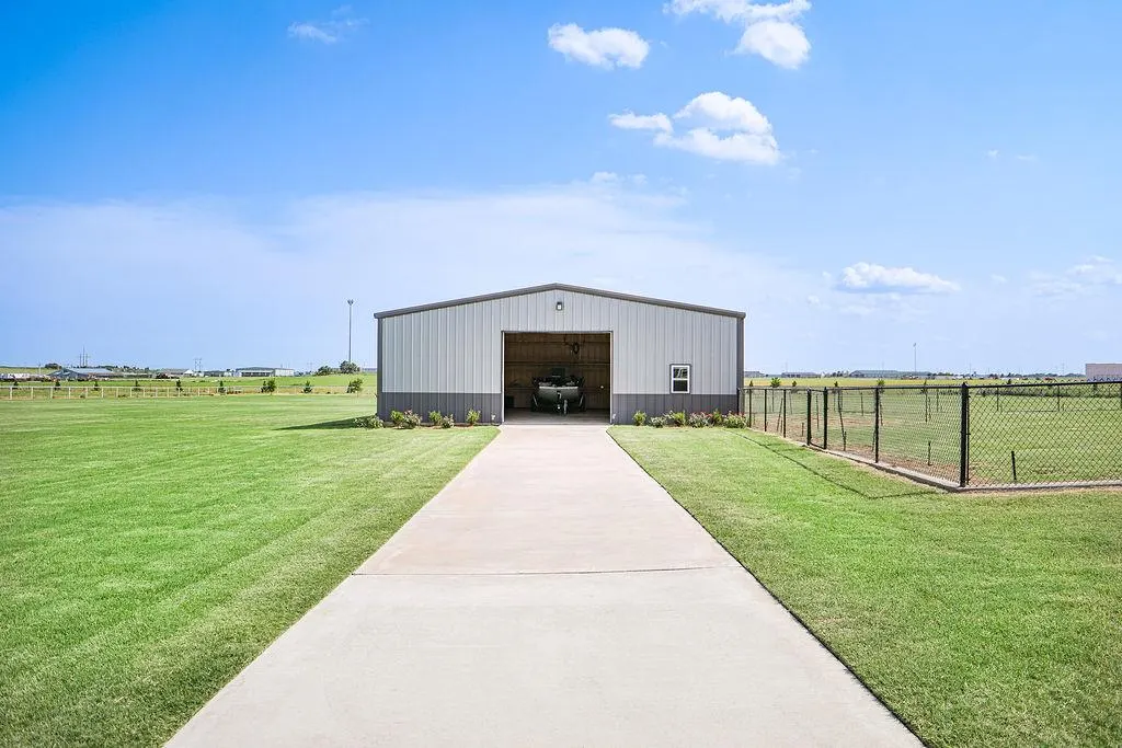 Photo 40 — 24376 E 1006 Road, Weatherford, OK 73096