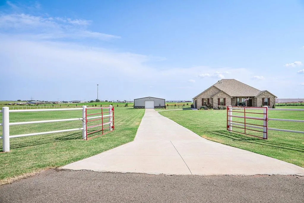 Photo 45 — 24376 E 1006 Road, Weatherford, OK 73096
