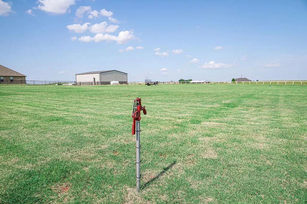 Photo 46 — 24376 E 1006 Road, Weatherford, OK 73096