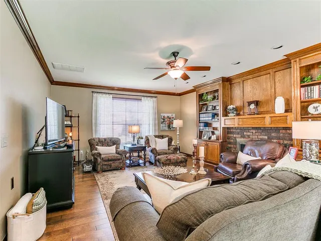 Photo 8 — 2609 SW 105th Street, Oklahoma City, OK 73170