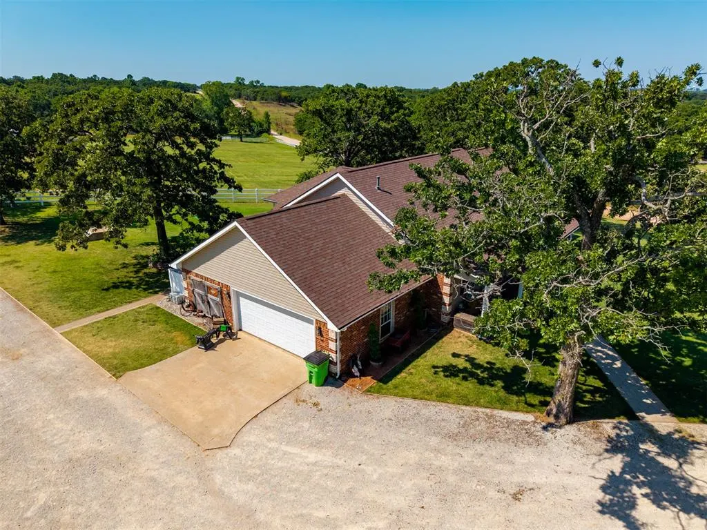 Photo 3 — 103052 S 3570 Road, Prague, OK 74864