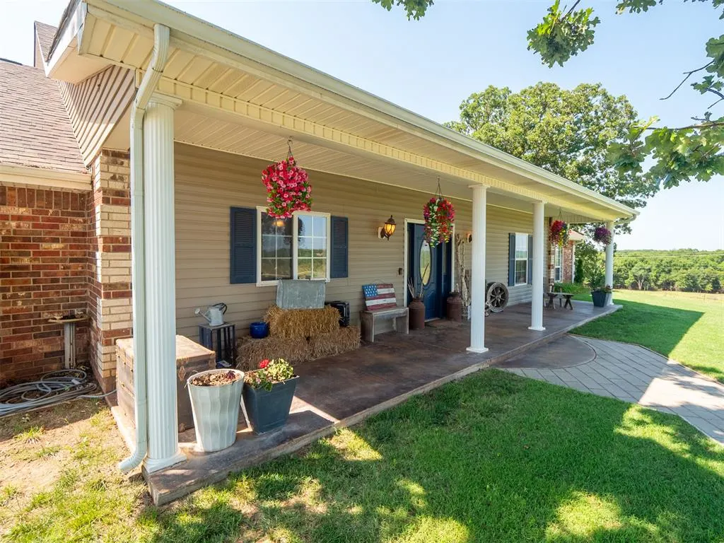 Photo 4 — 103052 S 3570 Road, Prague, OK 74864