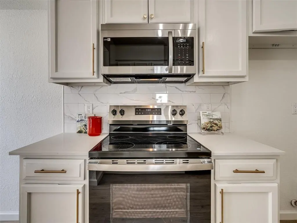 Photo 18 — 11403 Springhollow Road 201, Oklahoma City, OK 73120