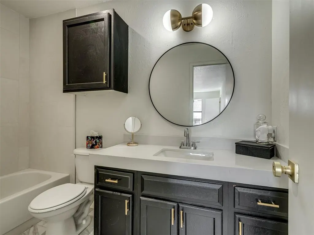 Photo 35 — 11403 Springhollow Road 201, Oklahoma City, OK 73120