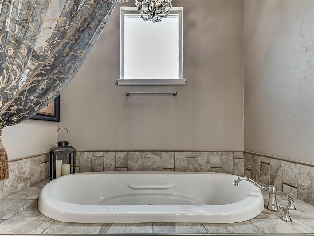 Photo 24 — 12504 Shire Lane, Oklahoma City, OK 73170